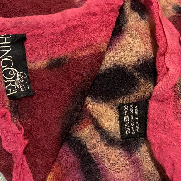 Made in India wool scarf - Picture 3 of 4